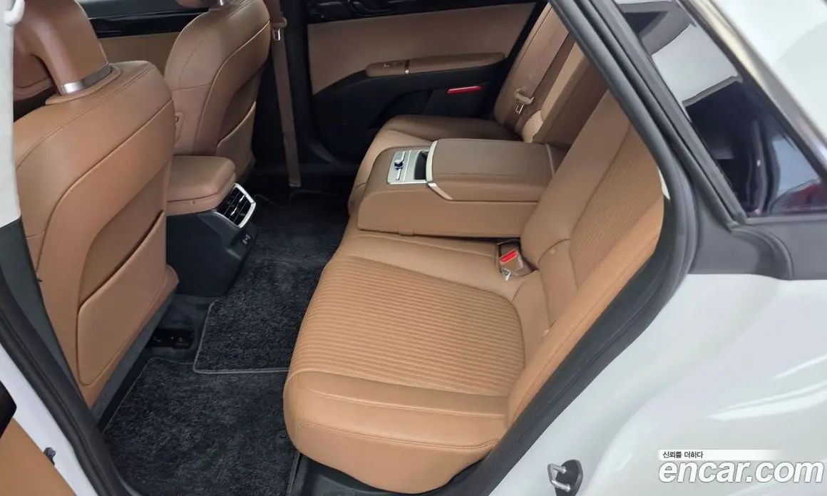 Hyundai Grandeur 2023 1.6 автомат (гидро), фото 16 Hyundai Grandeur 2023 1.6 автомат (гидро), фото 16