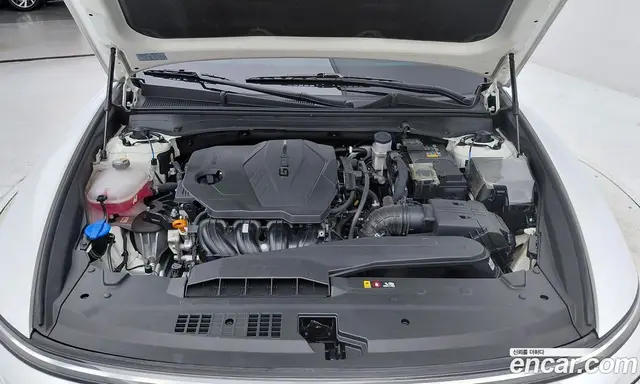Hyundai Grandeur 2023 2.5 автомат (гидро), миниатюра 6 Hyundai Grandeur 2023 2.5 автомат (гидро), миниатюра 6