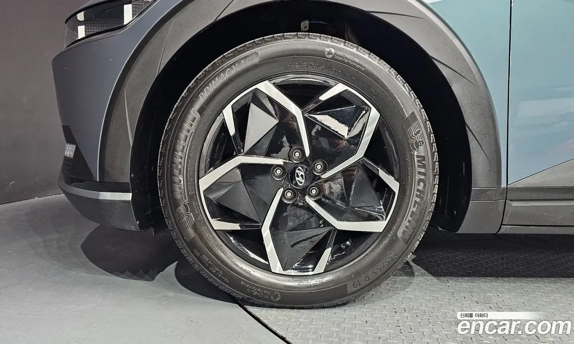 Hyundai Ioniq 5 2023 0.1 автомат (гидро), фото 5