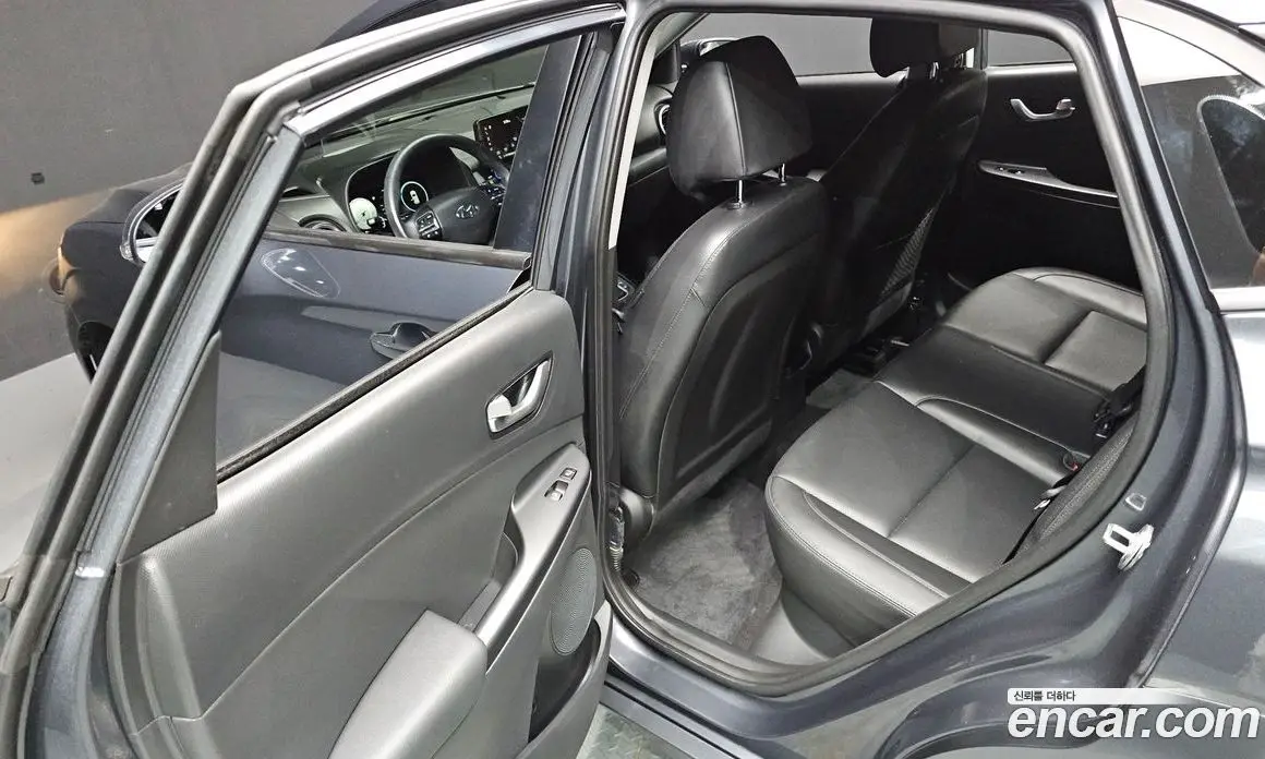 Hyundai Kona 2021 2.0 автомат (гидро), фото 16 Hyundai Kona 2021 2.0 автомат (гидро), фото 16