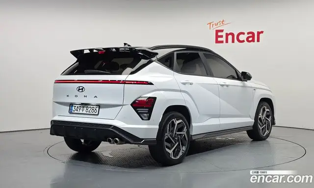 Hyundai Kona 2023 1.6 автомат (гидро), миниатюра 2