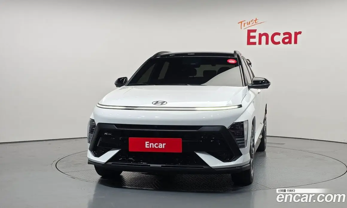 Hyundai Kona 2023 1.6 автомат (гидро), фото 3