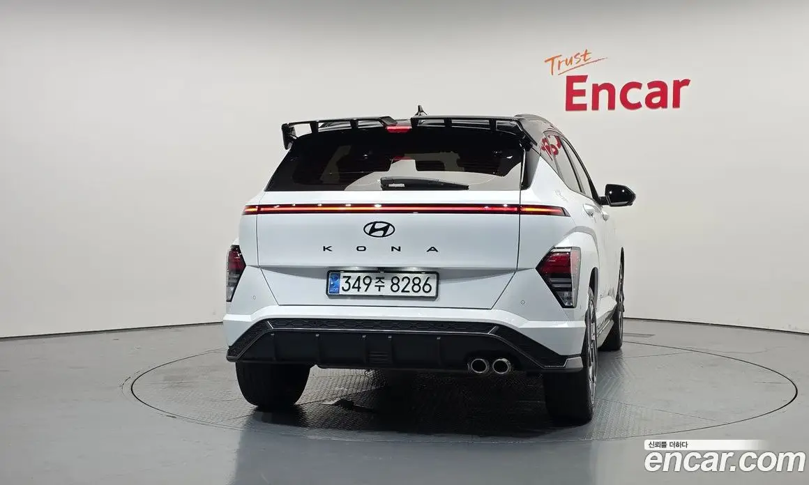 Hyundai Kona 2023 1.6 автомат (гидро), фото 4