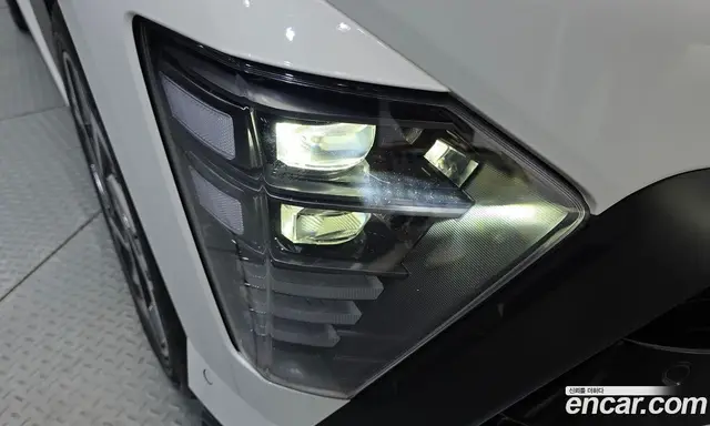 Hyundai Kona 2023 1.6 автомат (гидро), миниатюра 8