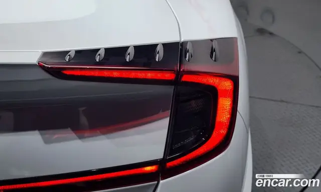 Hyundai Sonata 2021 2.0 автомат (гидро), миниатюра 9 Hyundai Sonata 2021 2.0 автомат (гидро), миниатюра 9