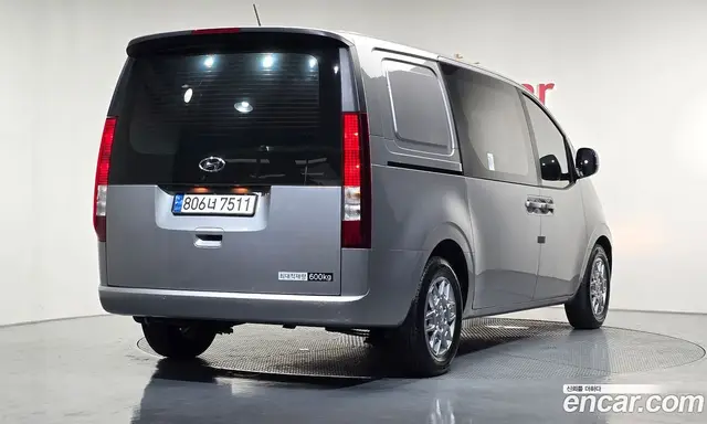 Hyundai Staria 2023 2.2 автомат (гидро), миниатюра 2