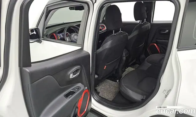 Jeep Renegade 2017 2.0 автомат (гидро), миниатюра 11 Jeep Renegade 2017 2.0 автомат (гидро), миниатюра 11