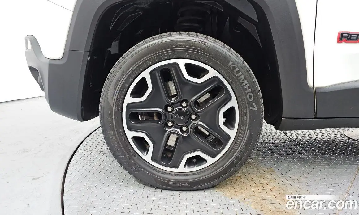 Jeep Renegade 2017 2.0 автомат (гидро), фото 5 Jeep Renegade 2017 2.0 автомат (гидро), фото 5