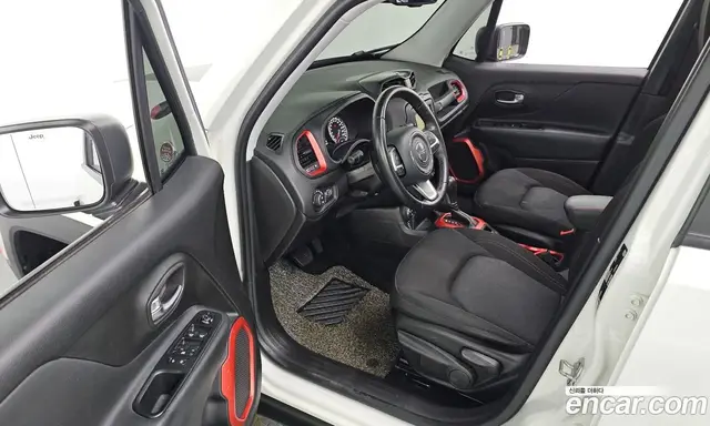 Jeep Renegade 2017 2.0 автомат (гидро), миниатюра 10 Jeep Renegade 2017 2.0 автомат (гидро), миниатюра 10
