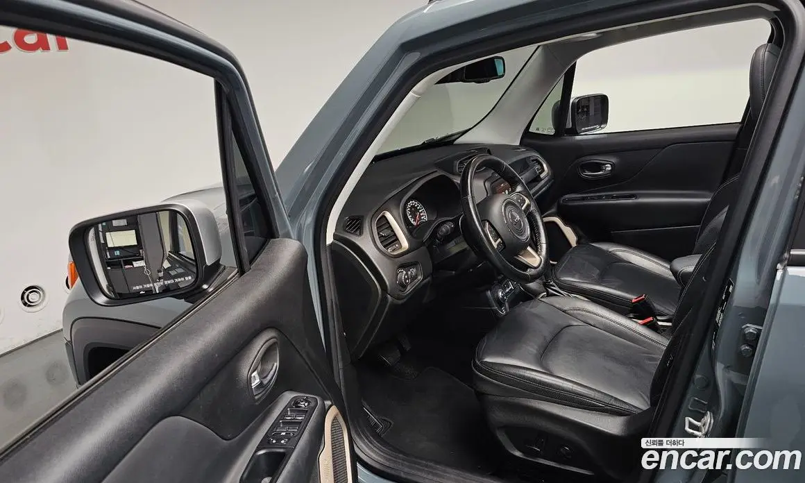 Jeep Renegade 2017 2.0 автомат (гидро), фото 12 Jeep Renegade 2017 2.0 автомат (гидро), фото 12