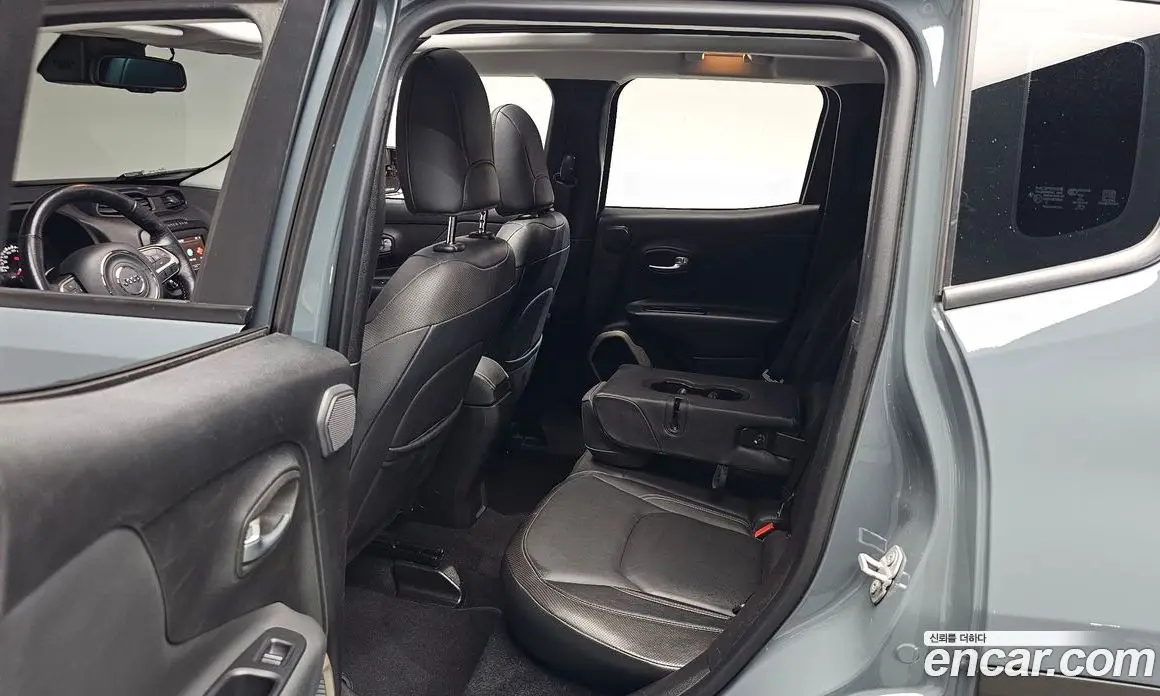 Jeep Renegade 2017 2.0 автомат (гидро), фото 16 Jeep Renegade 2017 2.0 автомат (гидро), фото 16