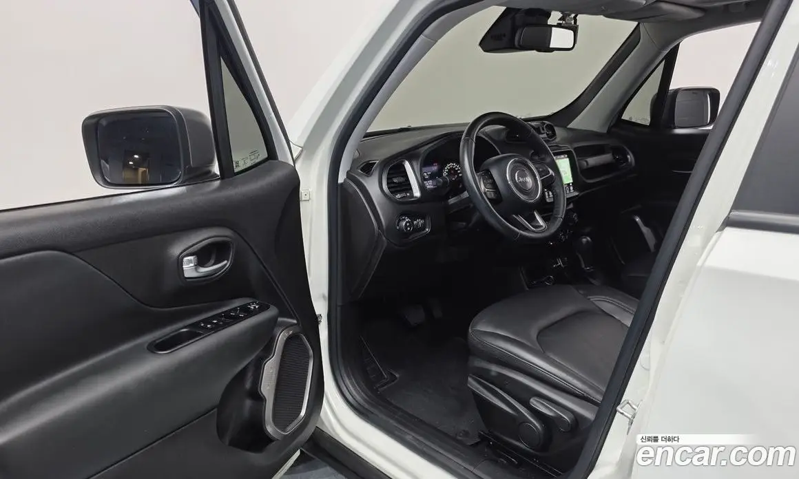 Jeep Renegade 2021 2.4 автомат (гидро), фото 12 Jeep Renegade 2021 2.4 автомат (гидро), фото 12