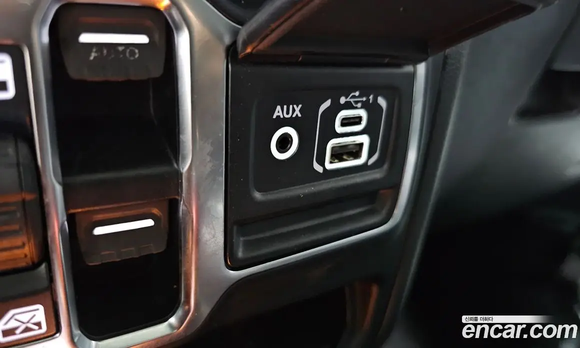 Jeep Wrangler 2019 2.0 автомат (гидро), фото 17