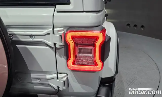 Jeep Wrangler 2019 2.0 автомат (гидро), миниатюра 8