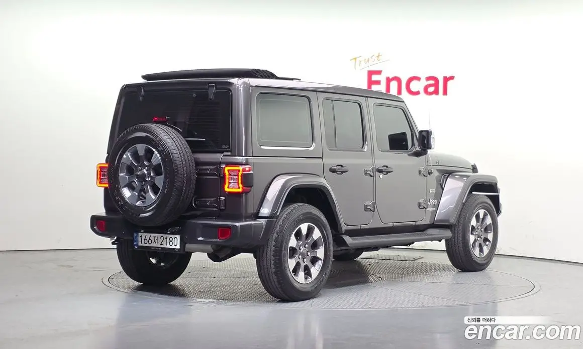 Jeep Wrangler 2021 2.0 автомат (гидро), фото 2 Jeep Wrangler 2021 2.0 автомат (гидро), фото 2
