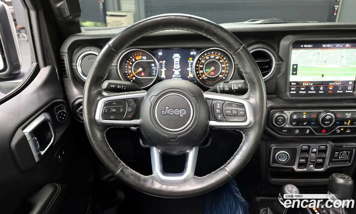 Jeep Wrangler 2021 2.0 автомат (гидро), фото 13 Jeep Wrangler 2021 2.0 автомат (гидро), фото 13