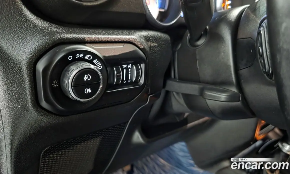 Jeep Wrangler 2021 2.0 автомат (гидро), фото 14 Jeep Wrangler 2021 2.0 автомат (гидро), фото 14