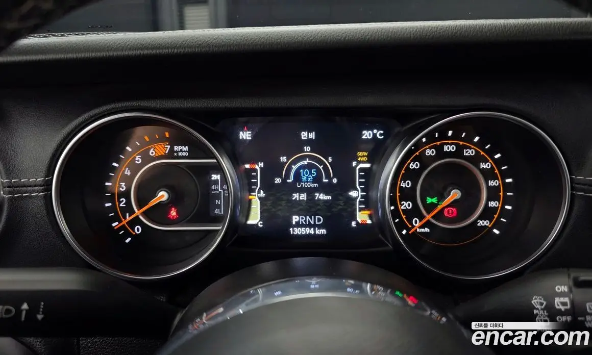 Jeep Wrangler 2021 2.0 автомат (гидро), фото 8 Jeep Wrangler 2021 2.0 автомат (гидро), фото 8