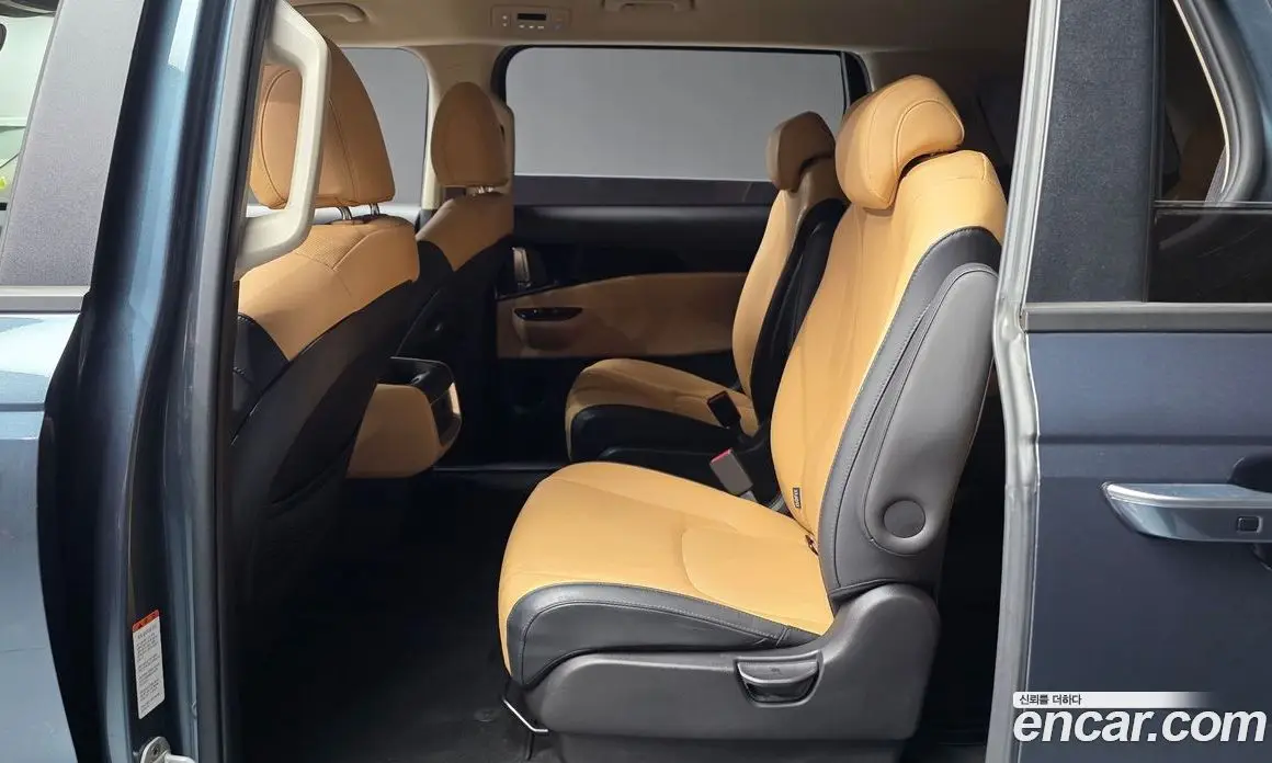 Kia Carnival 2021 2.2 автомат (гидро), фото 16