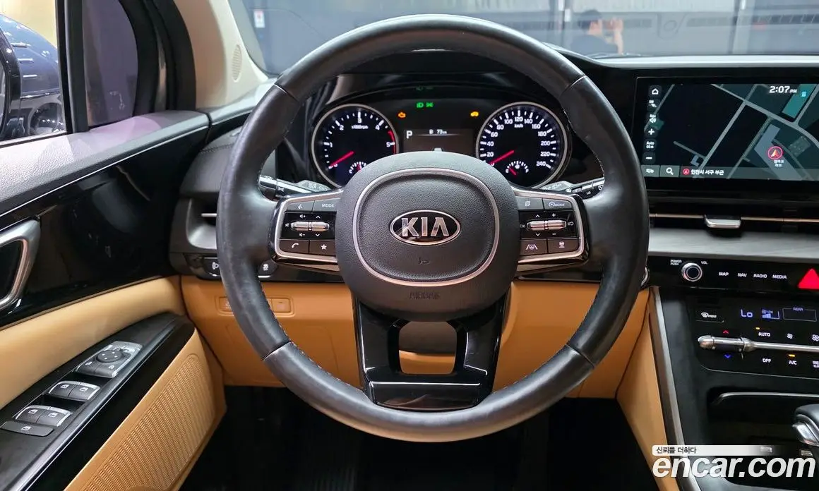 Kia Carnival 2021 2.2 автомат (гидро), фото 20