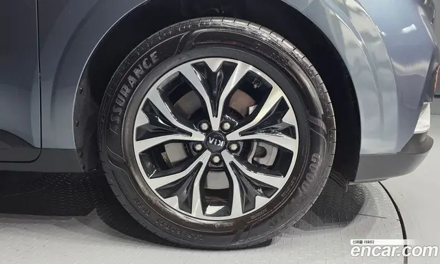 Kia Carnival 2021 2.2 автомат (гидро), миниатюра 7