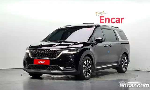 Kia Carnival, 2022, 33 198 км