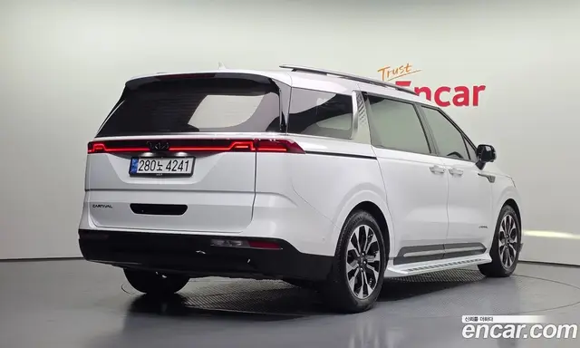 Kia Carnival 2022 3.5 автомат (гидро), миниатюра 2