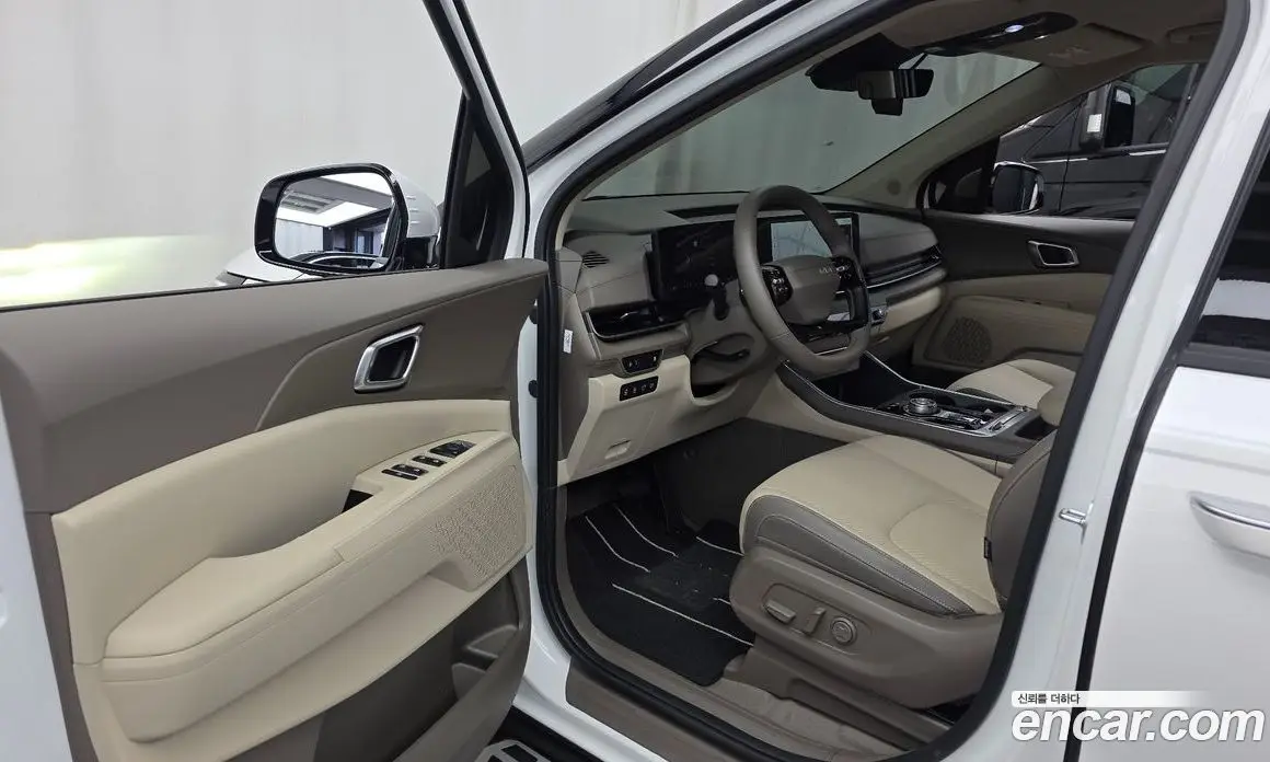 Kia Carnival 2026 1.6 автомат (гидро), фото 13 Kia Carnival 2026 1.6 автомат (гидро), фото 13