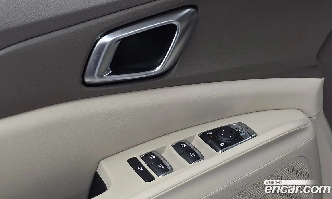 Kia Carnival 2026 1.6 автомат (гидро), фото 16 Kia Carnival 2026 1.6 автомат (гидро), фото 16