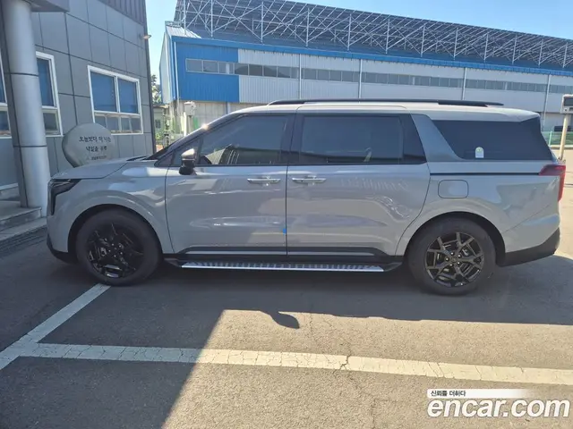 Kia Carnival 2026 1.6 автомат (гидро), миниатюра 4 Kia Carnival 2026 1.6 автомат (гидро), миниатюра 4