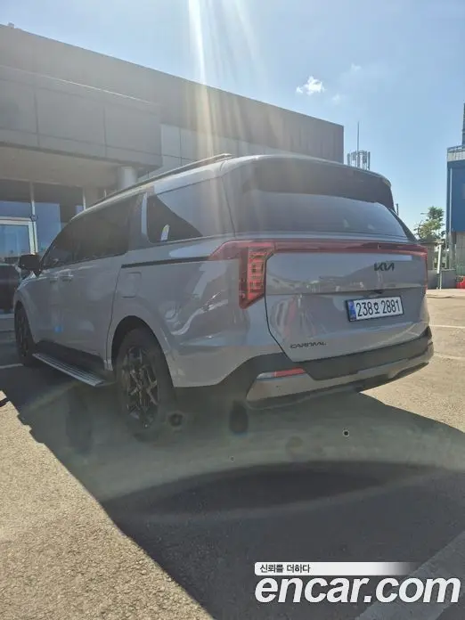 Kia Carnival 2026 1.6 автомат (гидро), фото 7 Kia Carnival 2026 1.6 автомат (гидро), фото 7