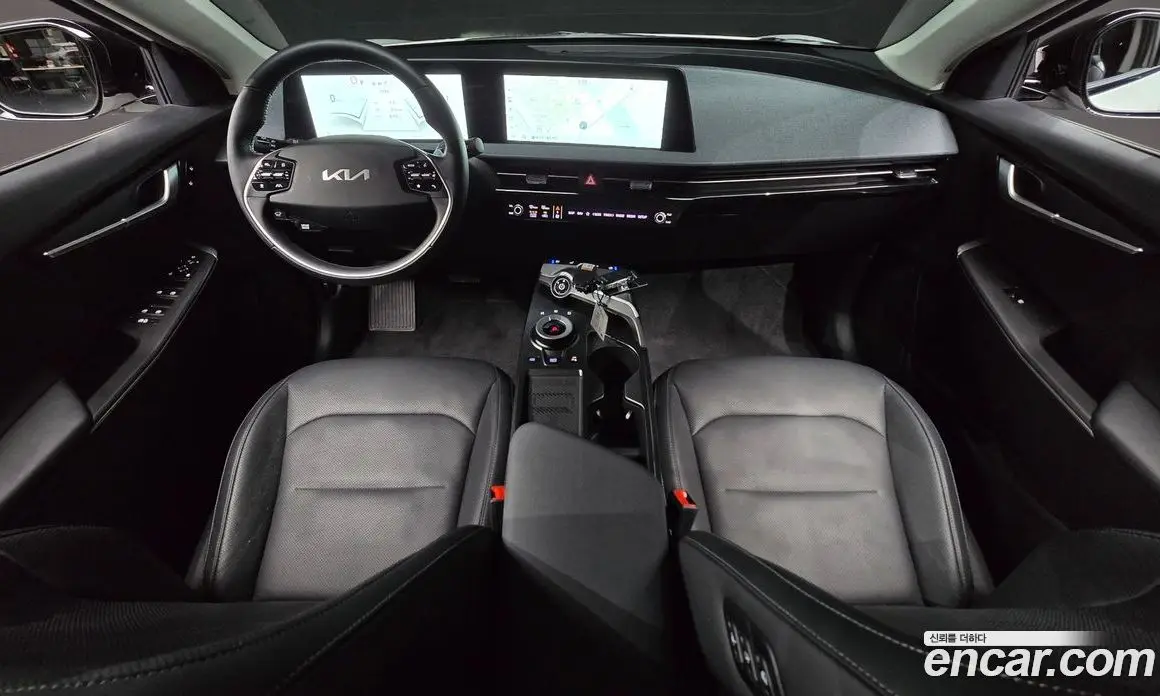 Kia EV6 2023 0.1 автомат (гидро), фото 9 Kia EV6 2023 0.1 автомат (гидро), фото 9