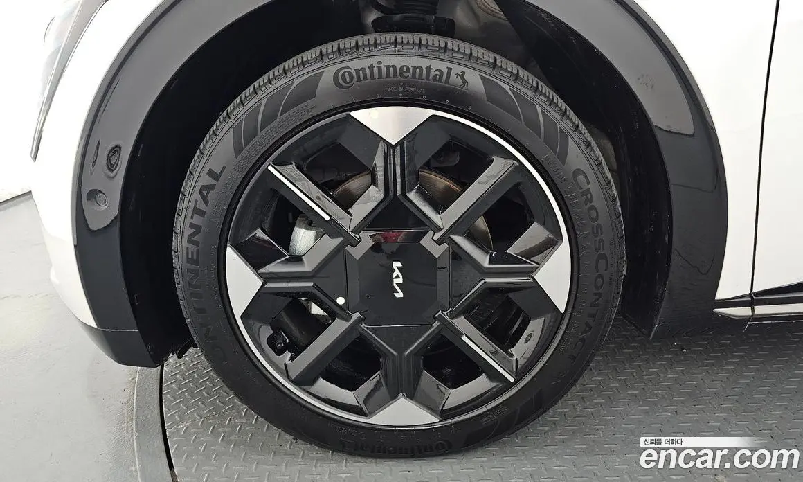 Kia EV6 2025 0.1 автомат (гидро), фото 5 Kia EV6 2025 0.1 автомат (гидро), фото 5