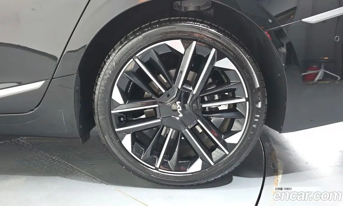 Kia K8 2024 2.5 автомат (гидро), фото 7 Kia K8 2024 2.5 автомат (гидро), фото 7