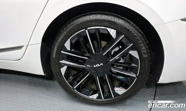 Kia K8 2025 1.6 автомат (гидро), миниатюра 7