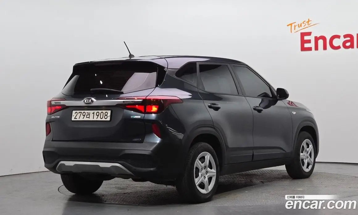 Kia Seltos 2019 1.6 автомат (гидро), фото 2 Kia Seltos 2019 1.6 автомат (гидро), фото 2