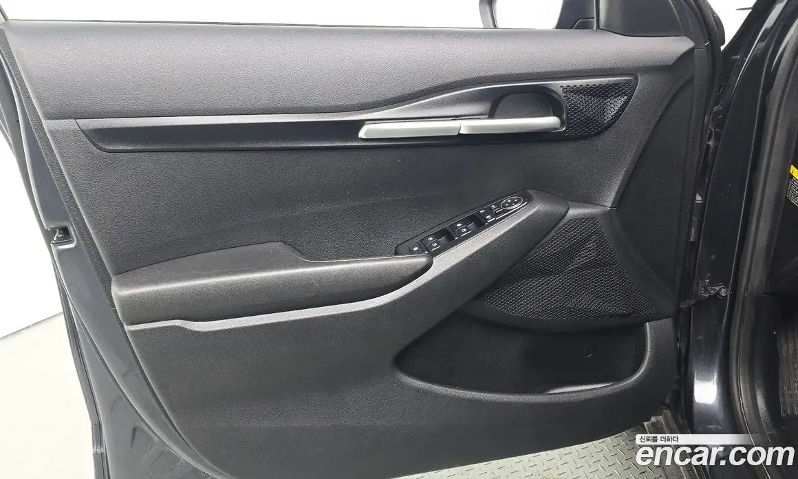 Kia Seltos 2019 1.6 автомат (гидро), фото 14 Kia Seltos 2019 1.6 автомат (гидро), фото 14
