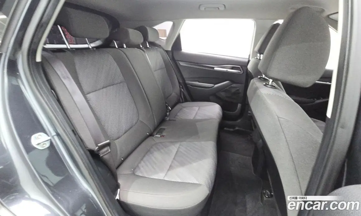 Kia Seltos 2019 1.6 автомат (гидро), фото 17 Kia Seltos 2019 1.6 автомат (гидро), фото 17