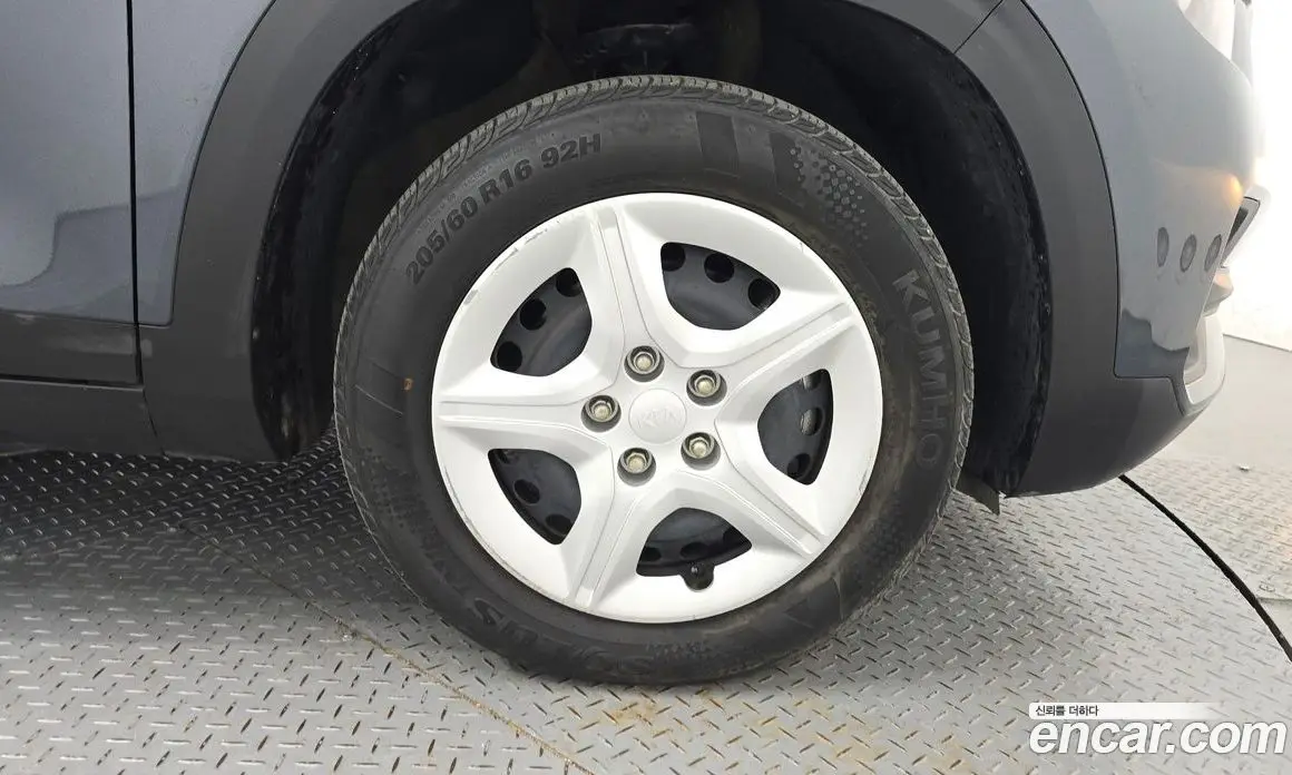Kia Seltos 2019 1.6 автомат (гидро), фото 7 Kia Seltos 2019 1.6 автомат (гидро), фото 7