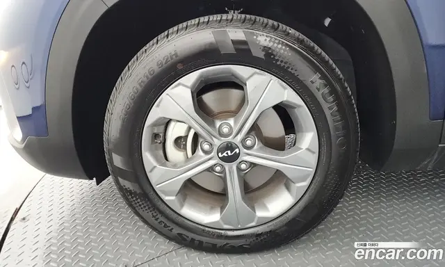Kia Seltos 2024 1.6 автомат (гидро), миниатюра 5