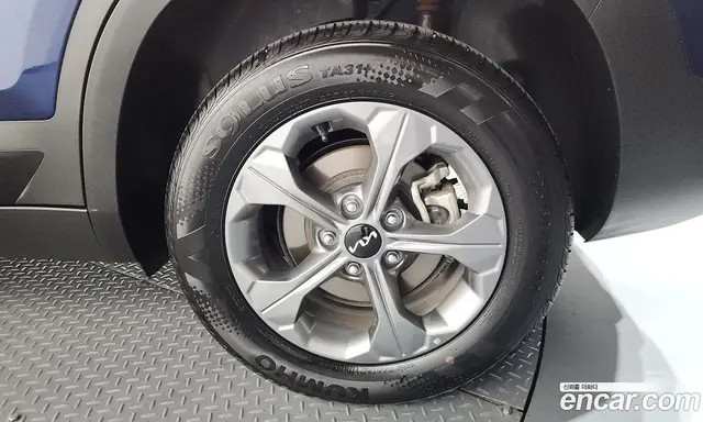 Kia Seltos 2024 1.6 автомат (гидро), миниатюра 7