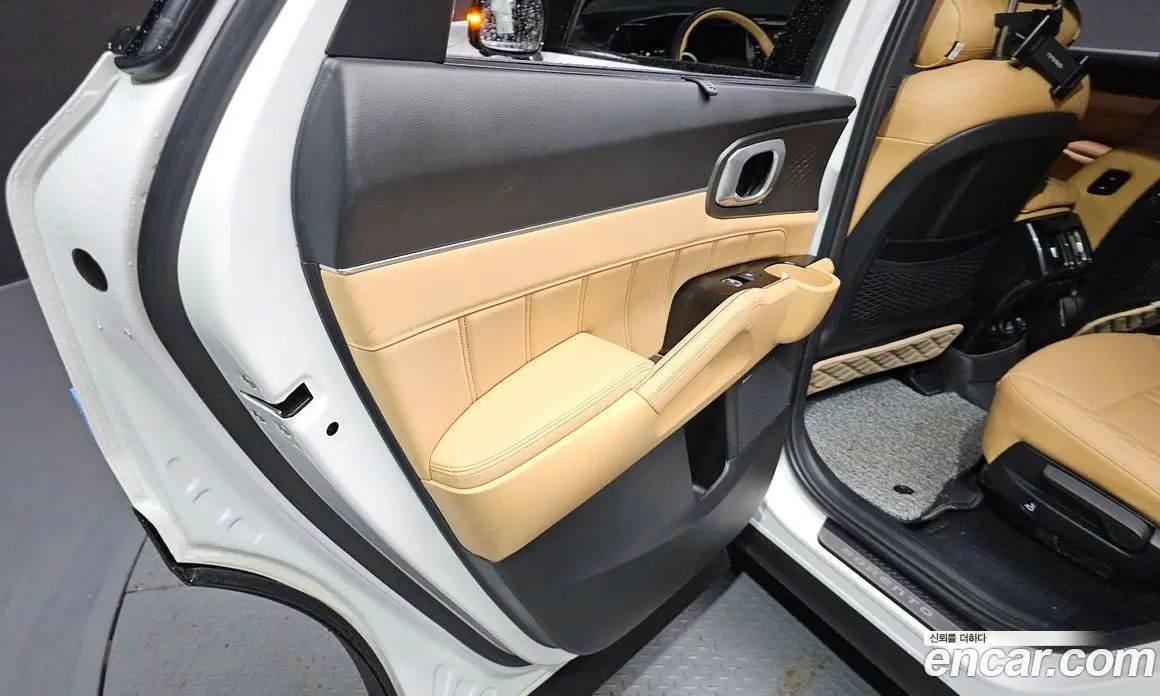 Kia Sorento 2022 1.6 автомат (гидро), фото 15 Kia Sorento 2022 1.6 автомат (гидро), фото 15