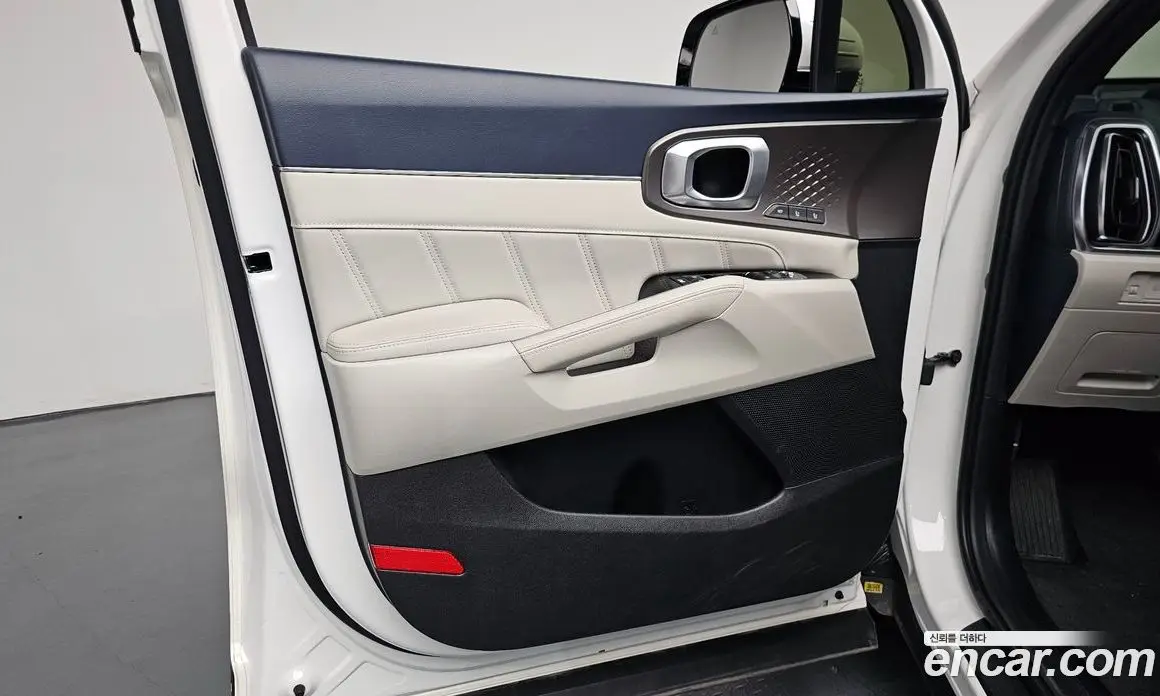 Kia Sorento 2025 1.6 автомат (гидро), фото 13