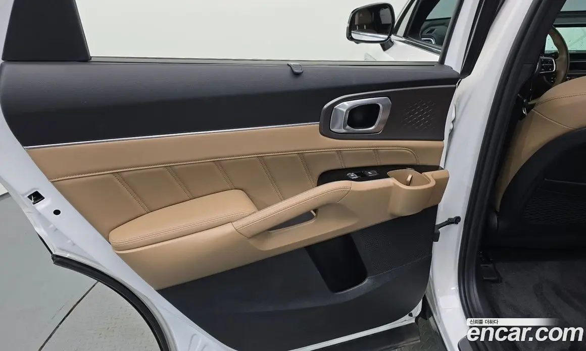 Kia Sorento 2025 1.6 автомат (гидро), фото 15 Kia Sorento 2025 1.6 автомат (гидро), фото 15