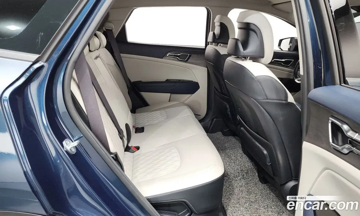 Kia Sportage 2023 1.6 автомат (гидро), фото 17
