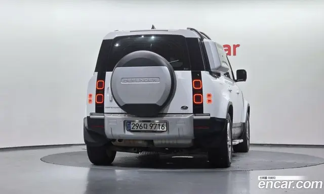 Land Rover Defender 2021 3.0 автомат (гидро), миниатюра 4