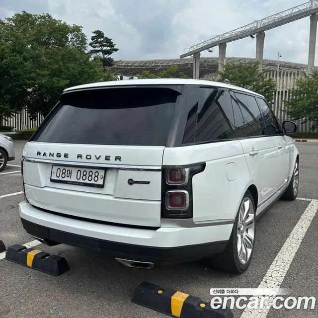 Land Rover Range Rover 2016 5.0 автомат (гидро), миниатюра 2 Land Rover Range Rover 2016 5.0 автомат (гидро), миниатюра 2