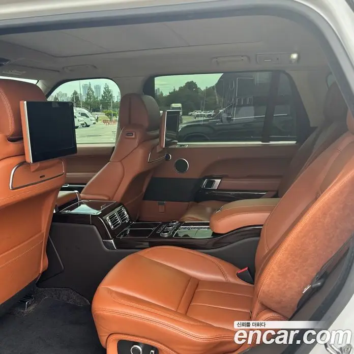 Land Rover Range Rover 2016 5.0 автомат (гидро), фото 15 Land Rover Range Rover 2016 5.0 автомат (гидро), фото 15
