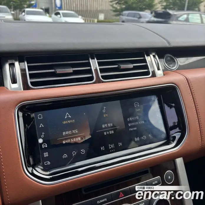 Land Rover Range Rover 2016 5.0 автомат (гидро), фото 19 Land Rover Range Rover 2016 5.0 автомат (гидро), фото 19