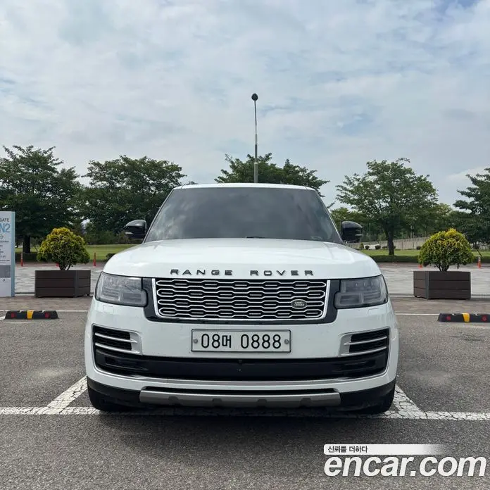 Land Rover Range Rover 2016 5.0 автомат (гидро), фото 3 Land Rover Range Rover 2016 5.0 автомат (гидро), фото 3
